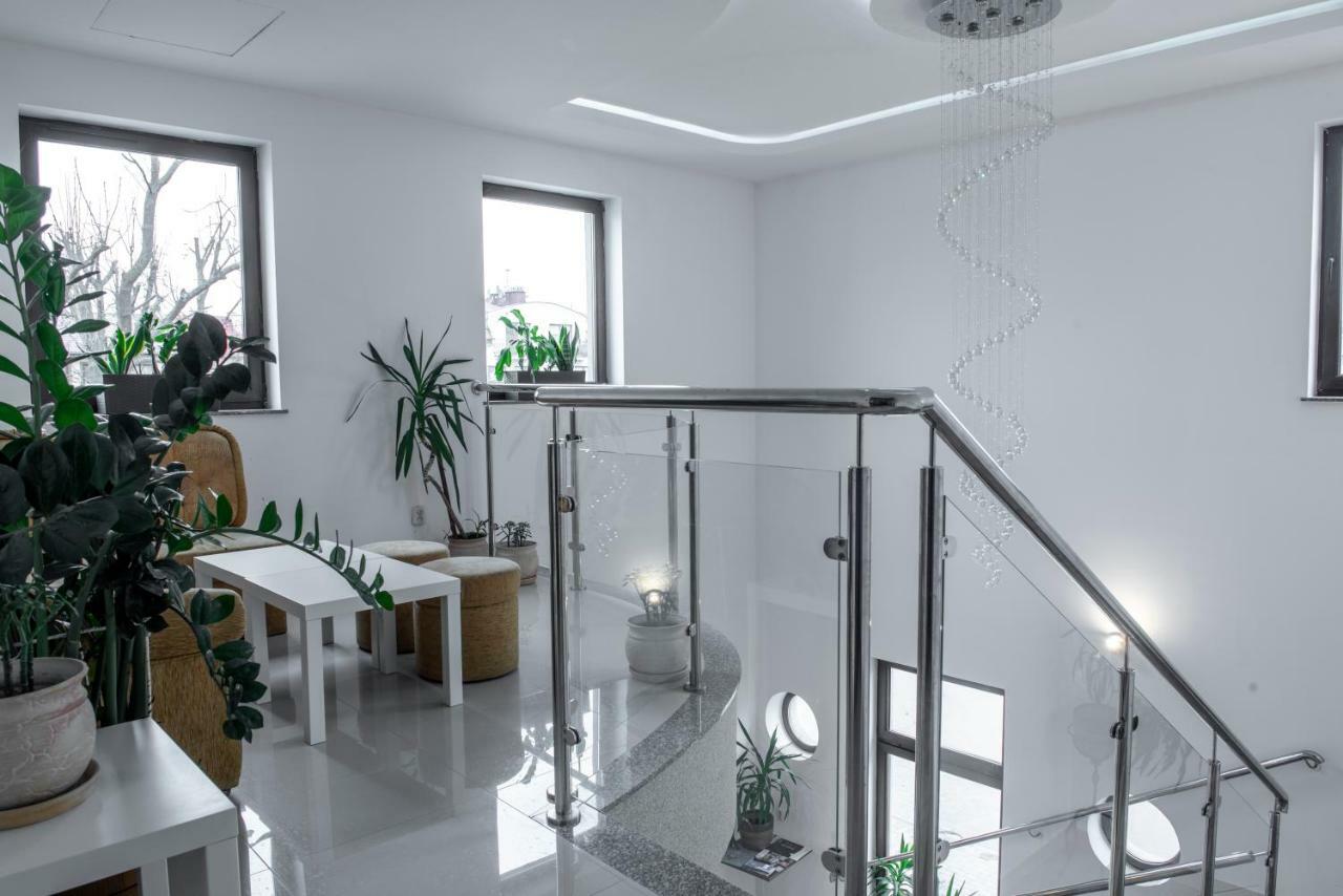 First Hotel 트체프 외부 사진